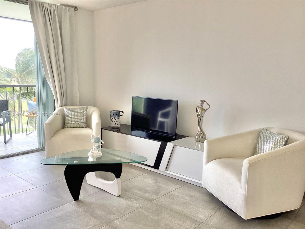 8900 Washington Blvd, Unit PH2A, Pembroke Pines, FL 33025 Photo