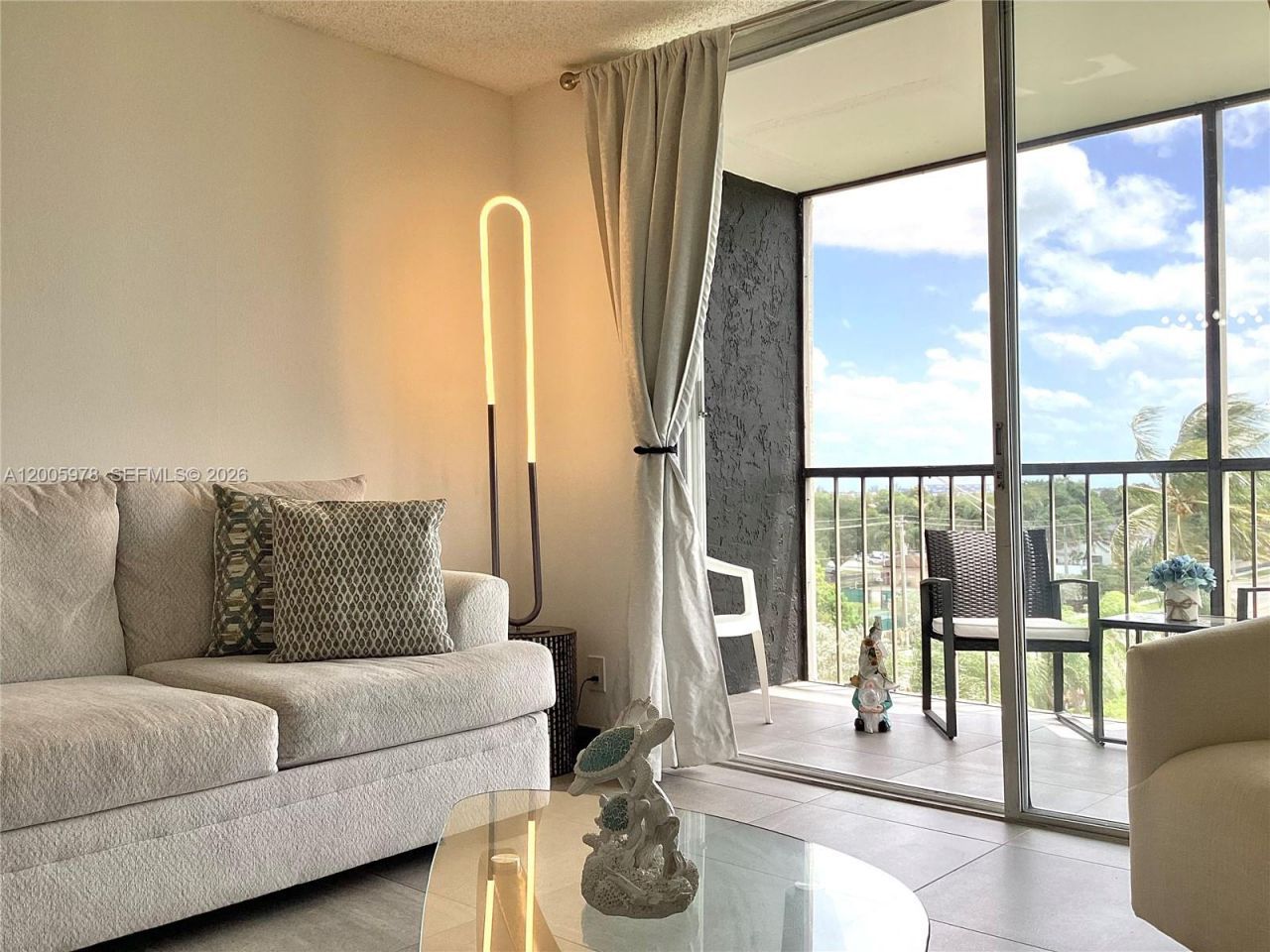 8900 Washington Blvd, Unit PH2A, Pembroke Pines, FL 33025 Photo