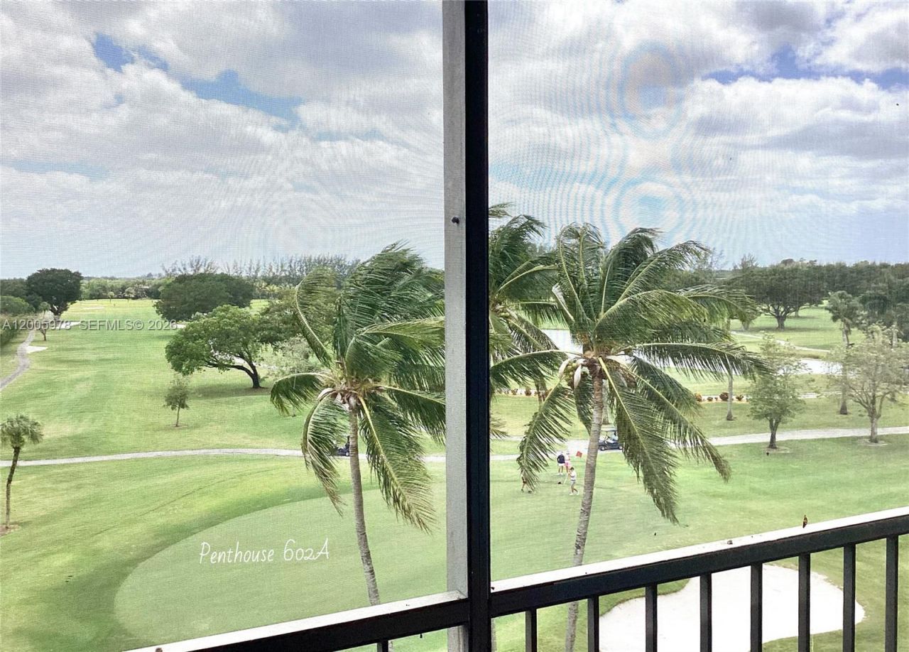 8900 Washington Blvd, Unit PH2A, Pembroke Pines, FL 33025 Photo