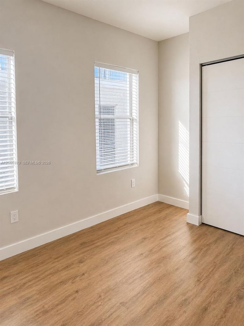 576 NE 63rd St , Unit 4, Miami, FL 33138 Photo