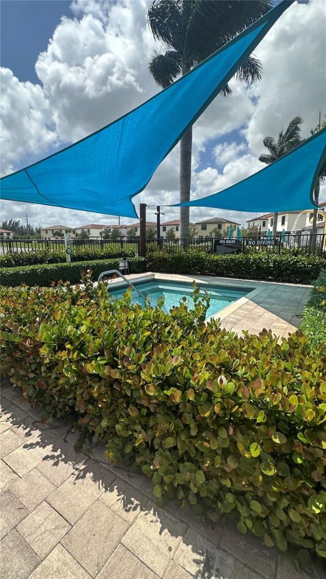 3423 W 110th St , Unit ., Hialeah, FL 33018 Photo