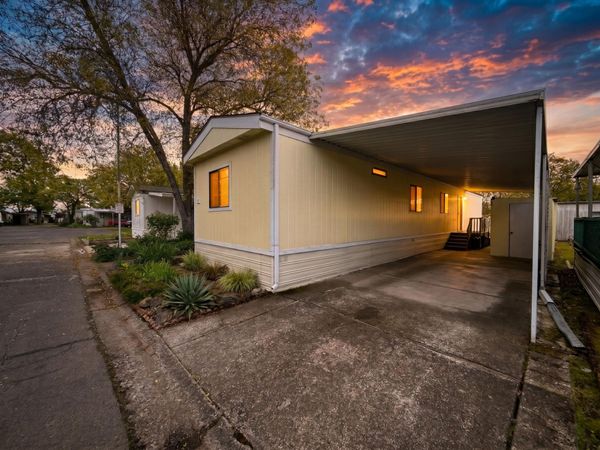 6850 Downing Road, Unit SPC 2, Central Point, OR 97502