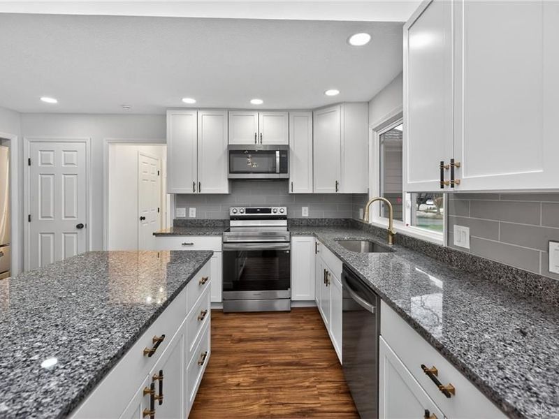 811 Wind Bluff Point, Springboro, OH 45066 Photo 10