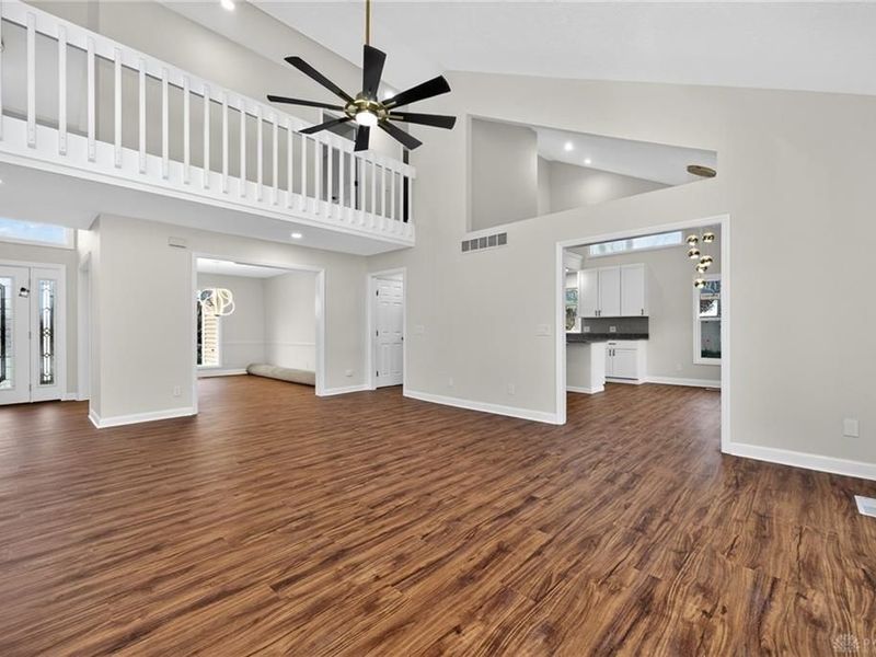 811 Wind Bluff Point, Springboro, OH 45066 Photo 6