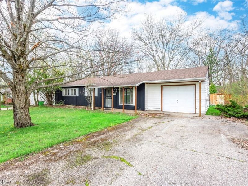 6194 Eldridge Boulevard, Bedford Heights, OH 44146 Photo 1