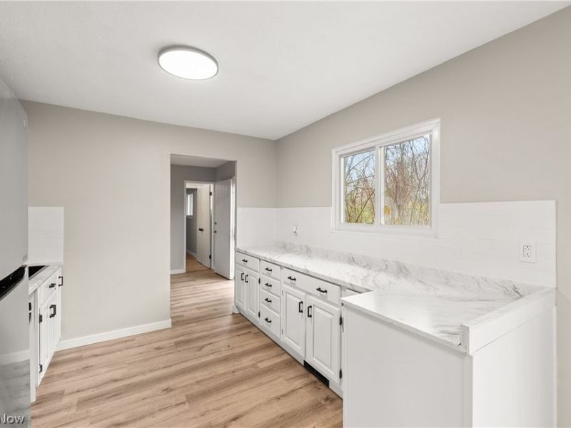 6194 Eldridge Boulevard, Bedford Heights, OH 44146 Photo 24