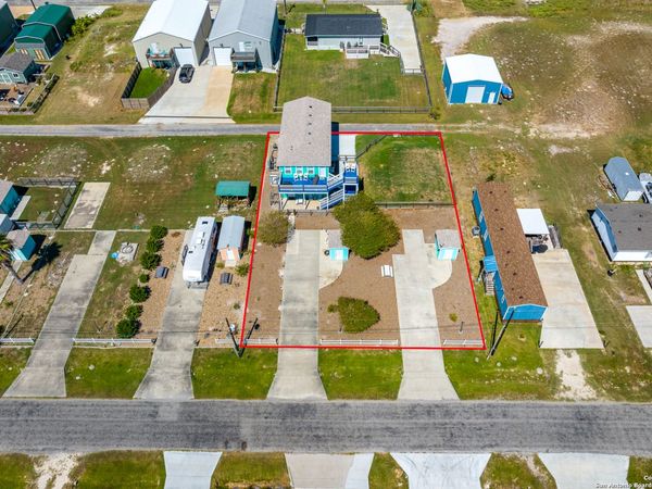2001-2003 S Doughty, Rockport, TX 78382