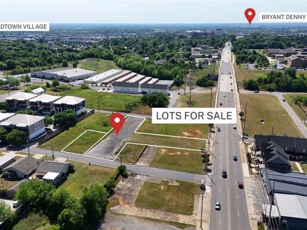 2111 University Boulevard E, Tuscaloosa, AL 35404