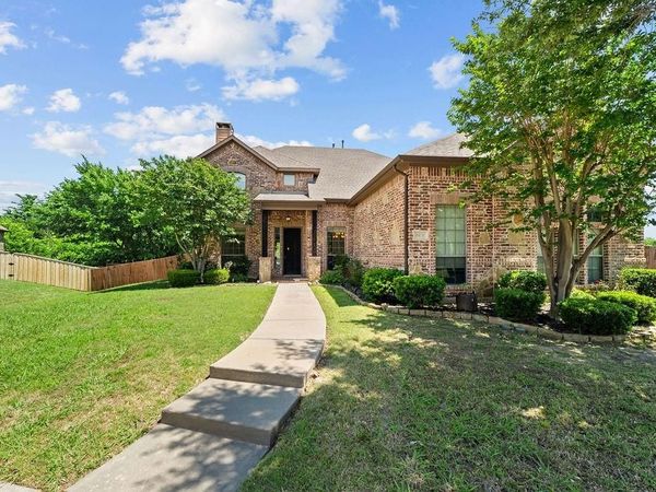 6631 Crestmoor Lane, Sachse, TX 75048