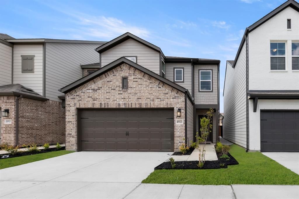 6923 Mission Tejas Drive, Dallas, TX 75228 Main Photo