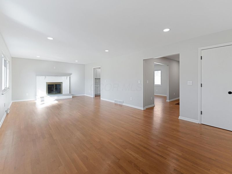 2691 Maplewood Drive, Columbus, OH 43231 Photo 17