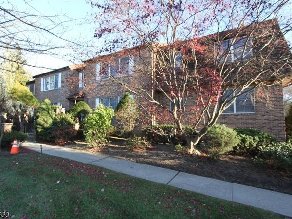 70 Harristown Rd, Unit 3, Fair Lawn, NJ 07410