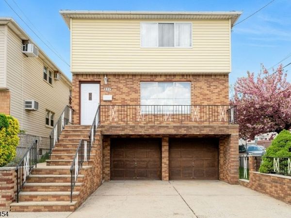 397 Davis Ave, Kearny, NJ 07032