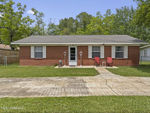 113 Alicia Street, Pass Christian, MS 39571