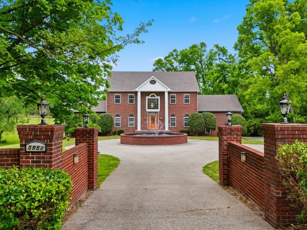 5858 Cloverland Dr, Brentwood, TN 37027