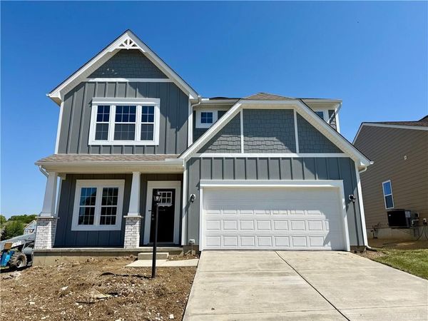 130 Magnolia Lane, Springboro, OH 45066