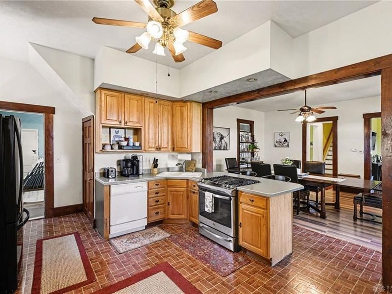 10489 New Carlisle Pike, Bethel Township, OH 45344 Photo 11