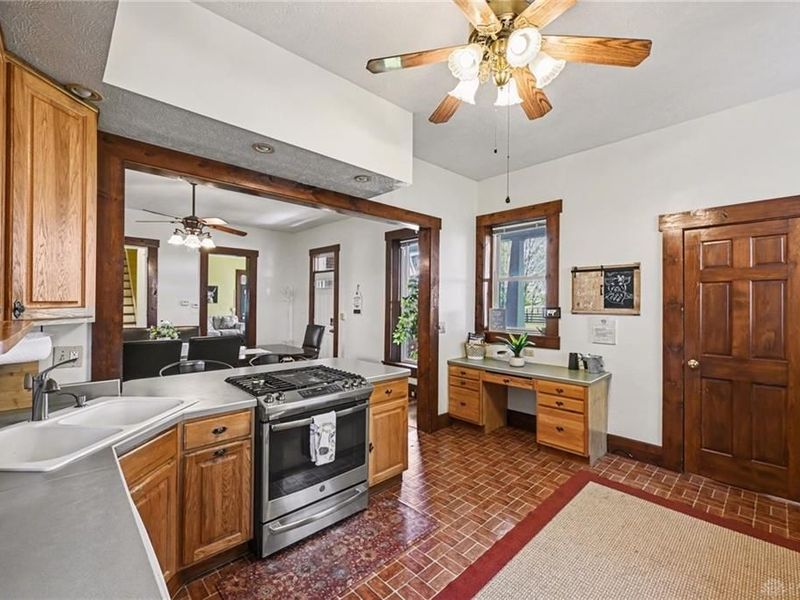 10489 New Carlisle Pike, Bethel Township, OH 45344 Photo 12