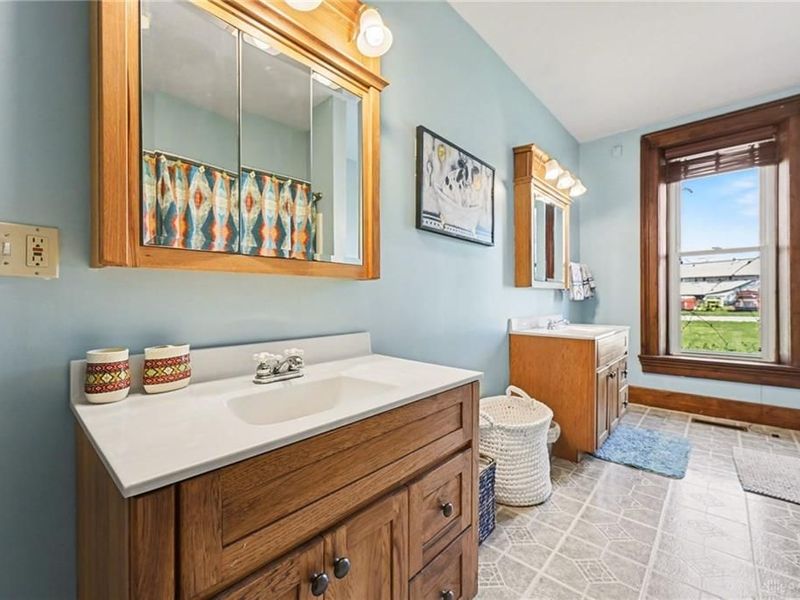 10489 New Carlisle Pike, Bethel Township, OH 45344 Photo 27