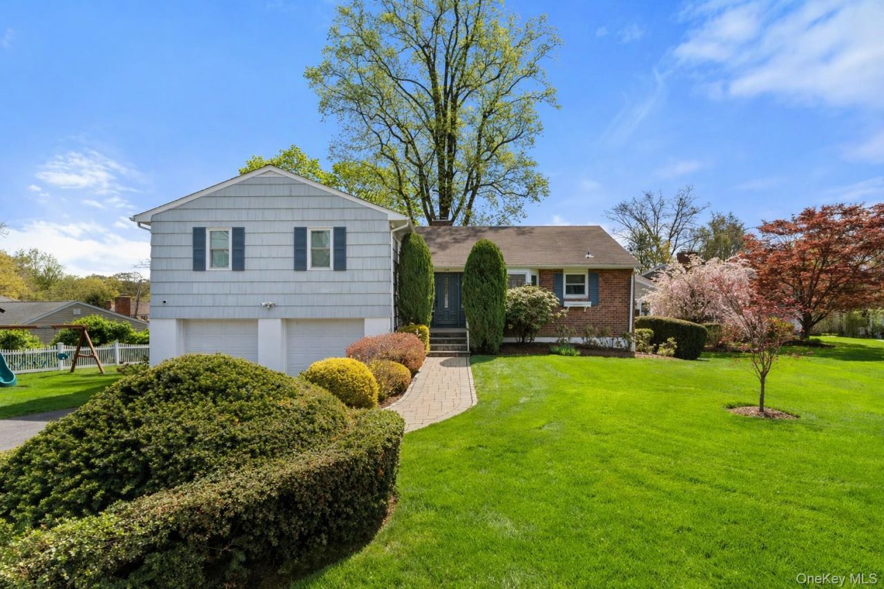 99 Donnybrook Road, Scarsdale, NY 10583 Main Photo