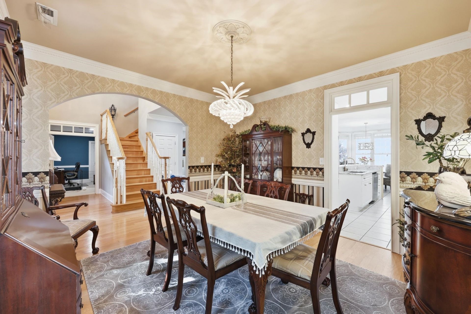 3379 Shadow Moss Ln. Photo 18
