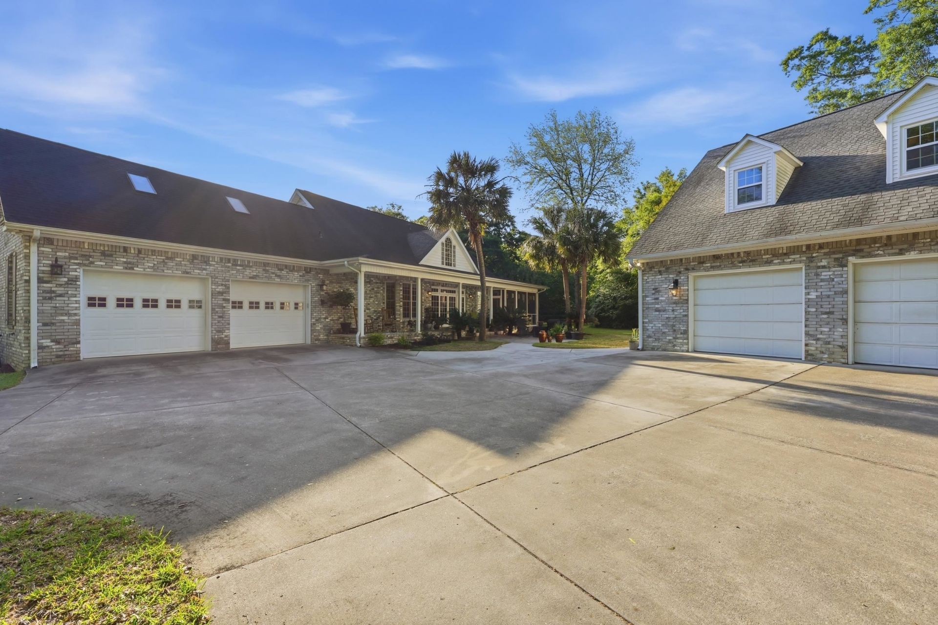3379 Shadow Moss Ln. Photo 6
