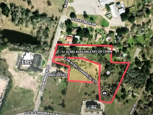 1744 N Von Minden RD, La Grange, TX 78945