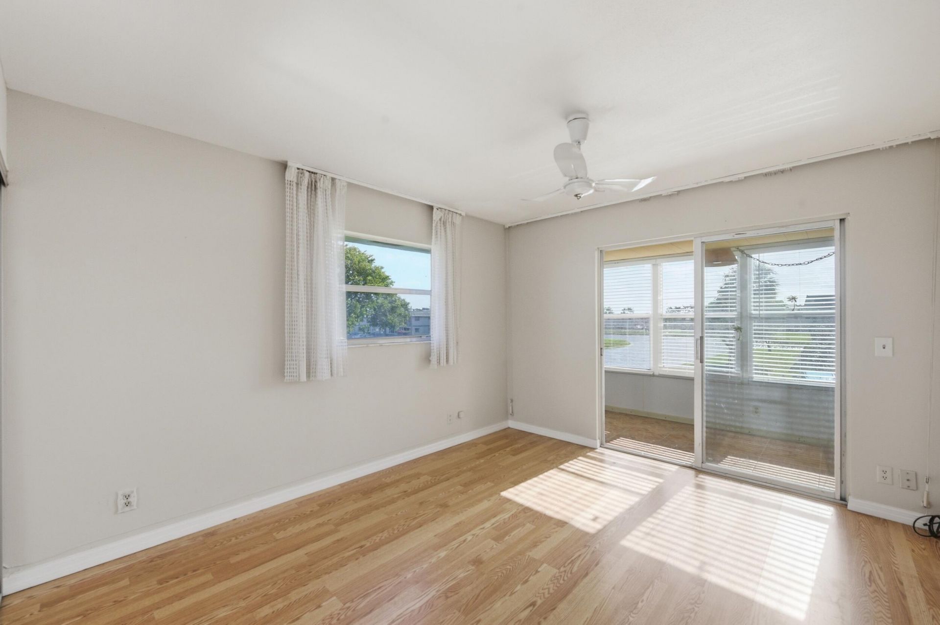 384 Saxony H, Delray Beach, FL 33446 Photo
