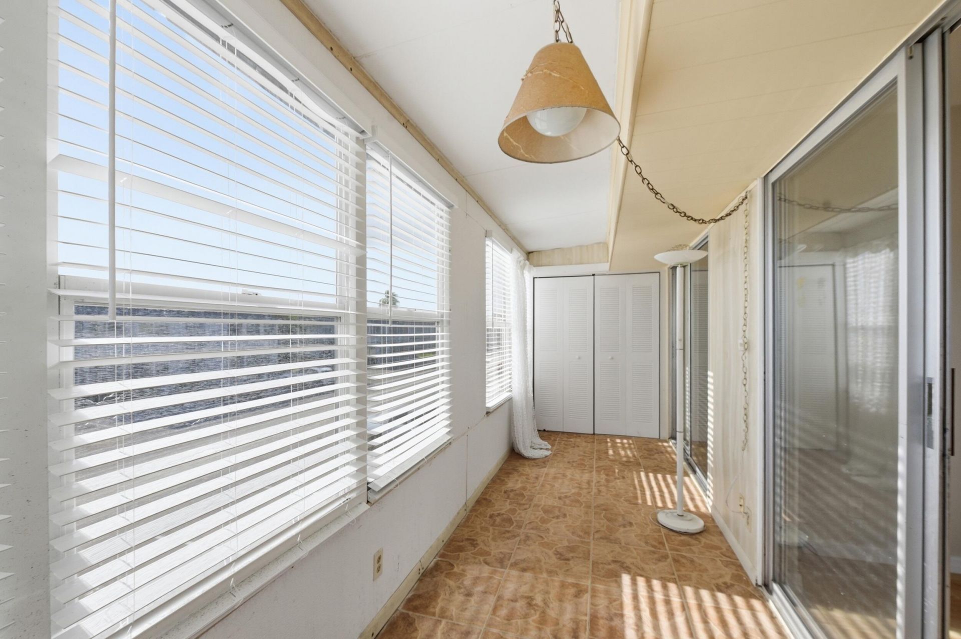 384 Saxony H, Delray Beach, FL 33446 Photo