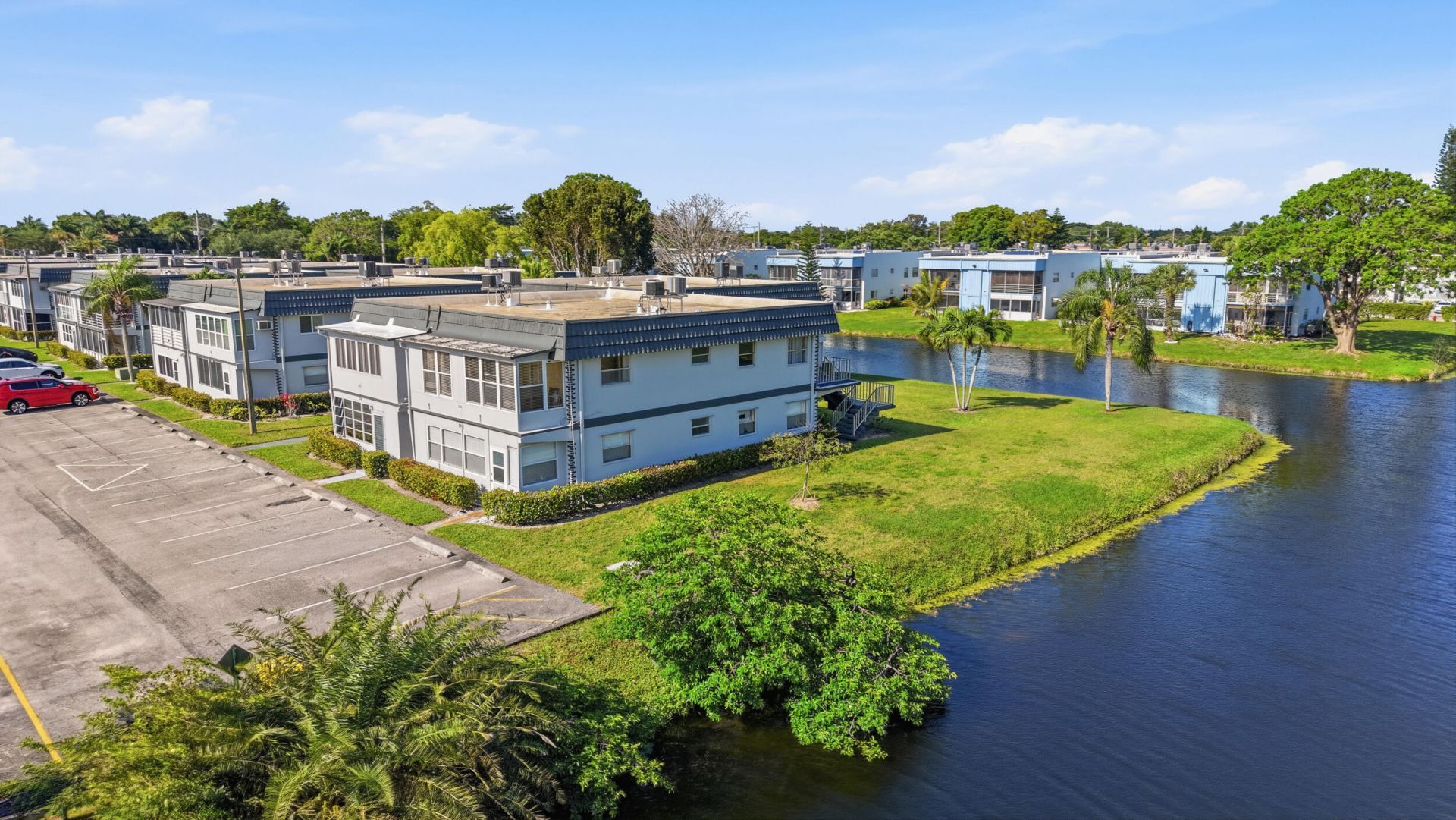 384 Saxony H, Delray Beach, FL 33446 Photo