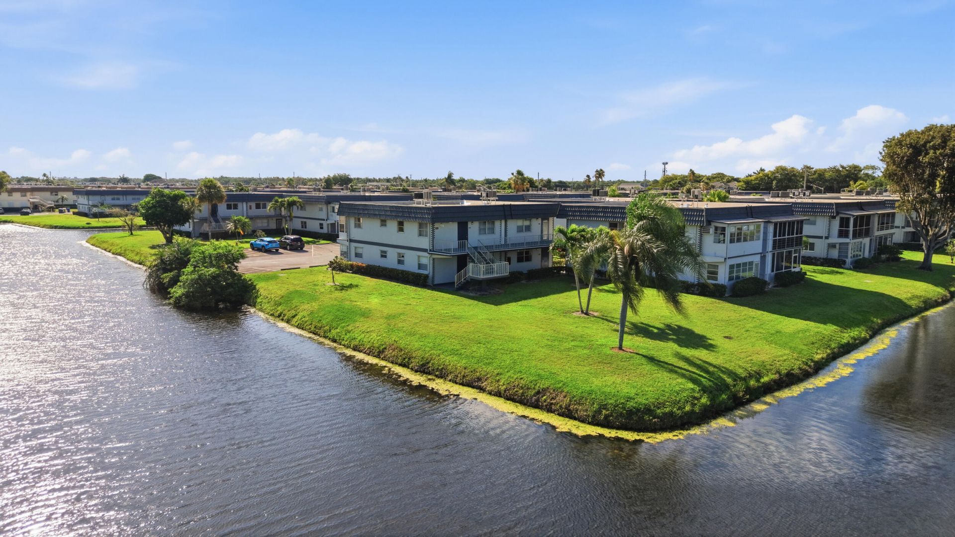 384 Saxony H, Delray Beach, FL 33446 Photo