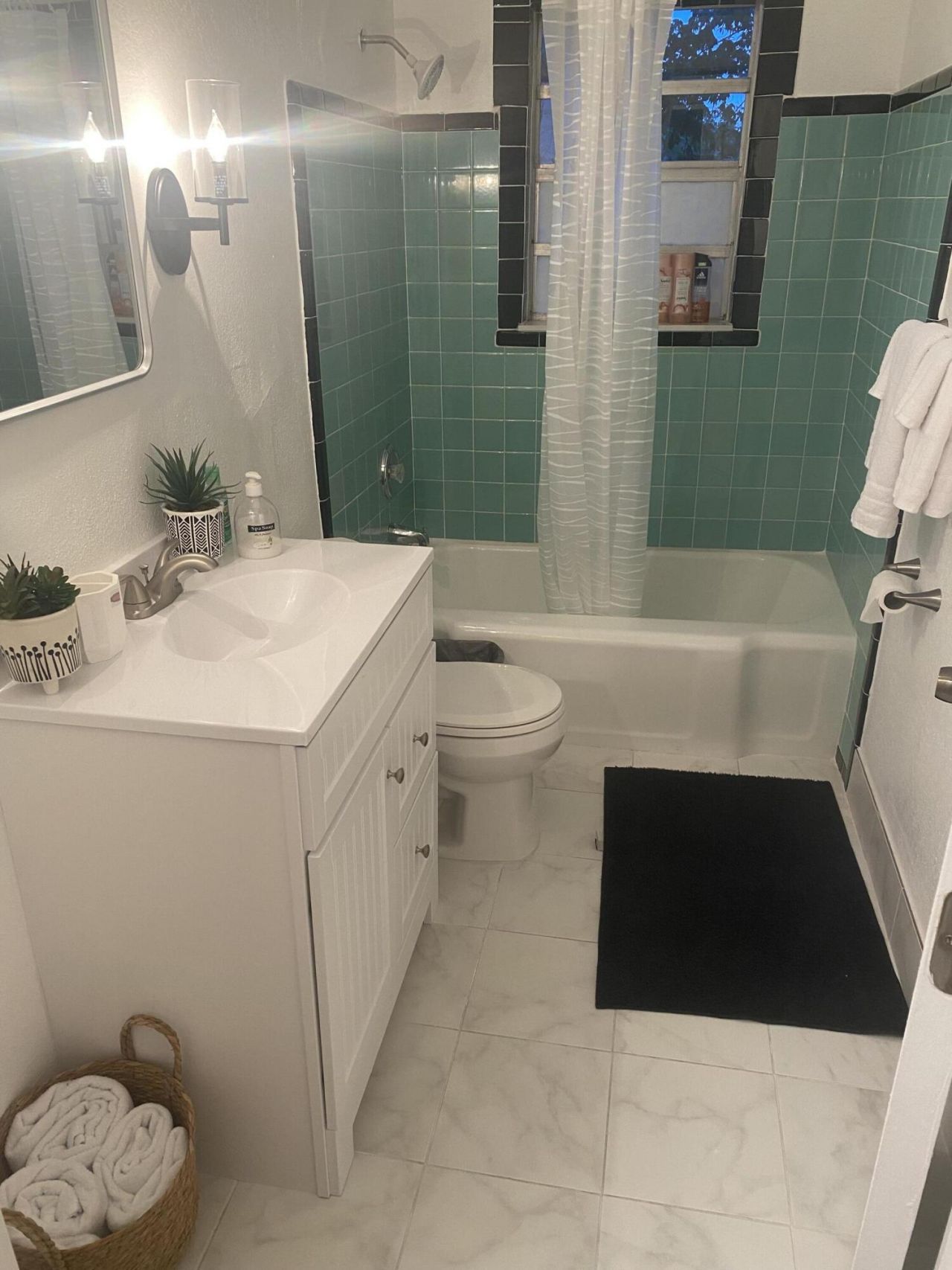 631 46th Street, West Palm Beach, FL 33407 Photo