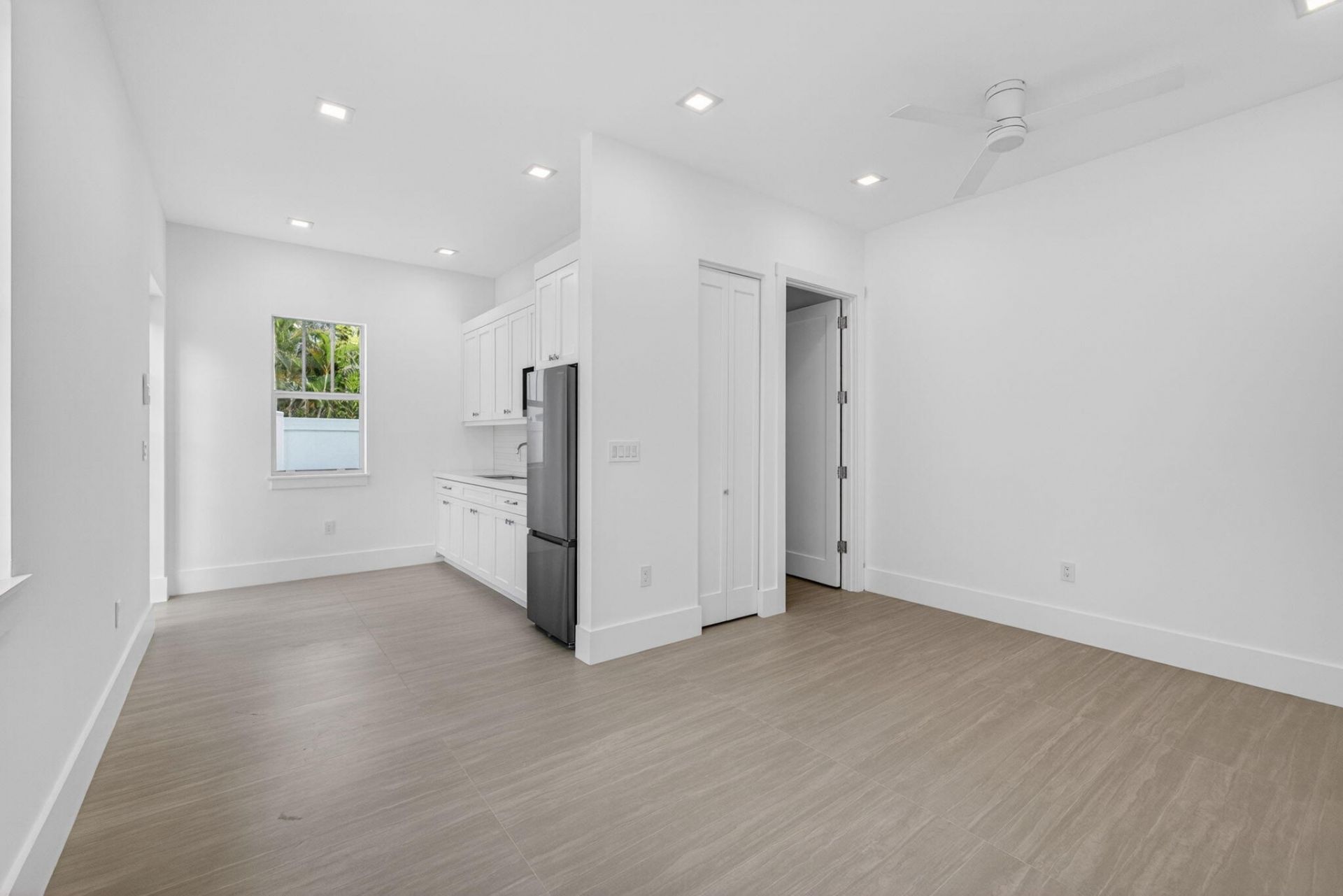 1017 Ardmore Road, West Palm Beach, FL 33401 Photo