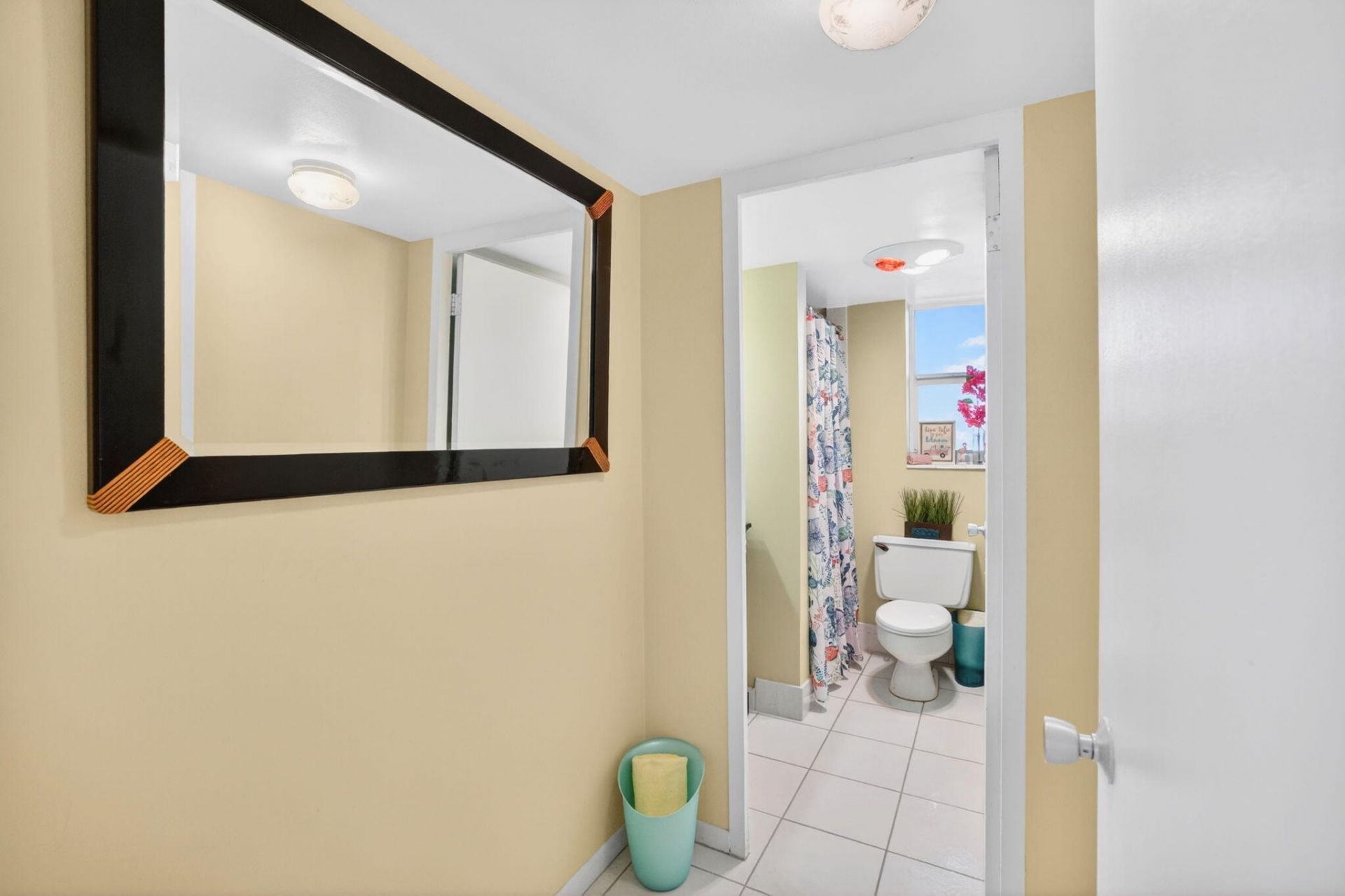 524 Orton Avenue, Unit 403, Fort Lauderdale, FL 33304 Photo