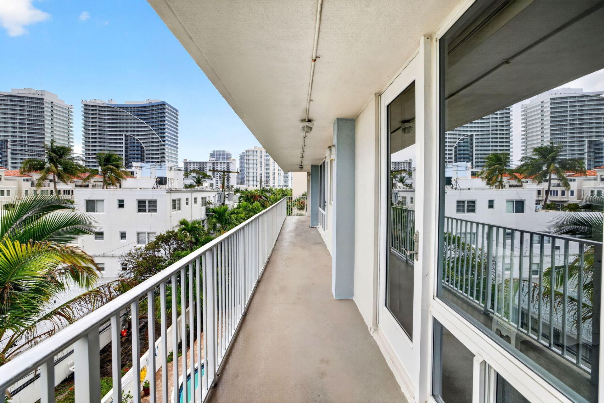 524 Orton Avenue, Unit 403, Fort Lauderdale, FL 33304 Photo