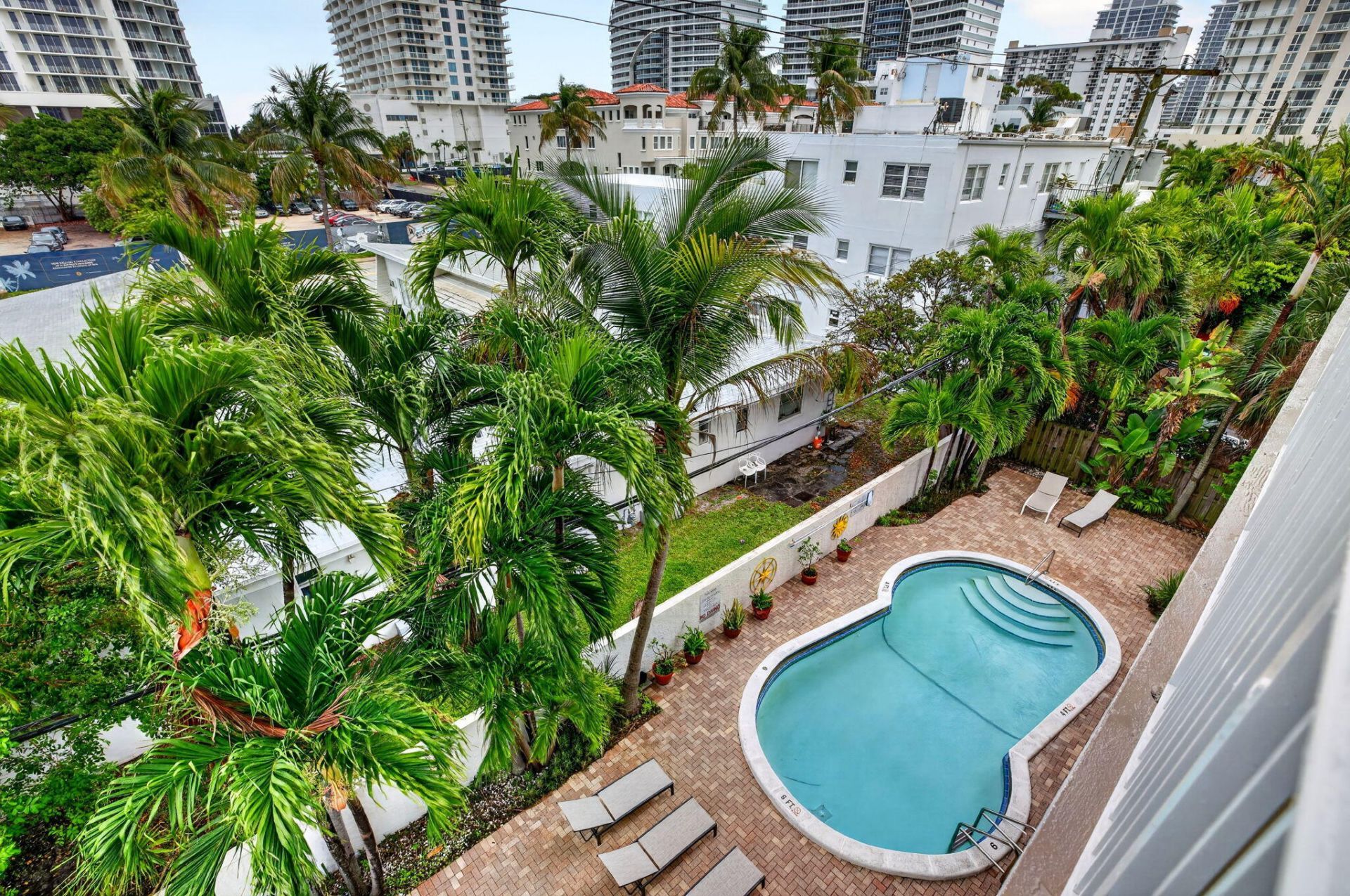 524 Orton Avenue, Unit 403, Fort Lauderdale, FL 33304 Photo