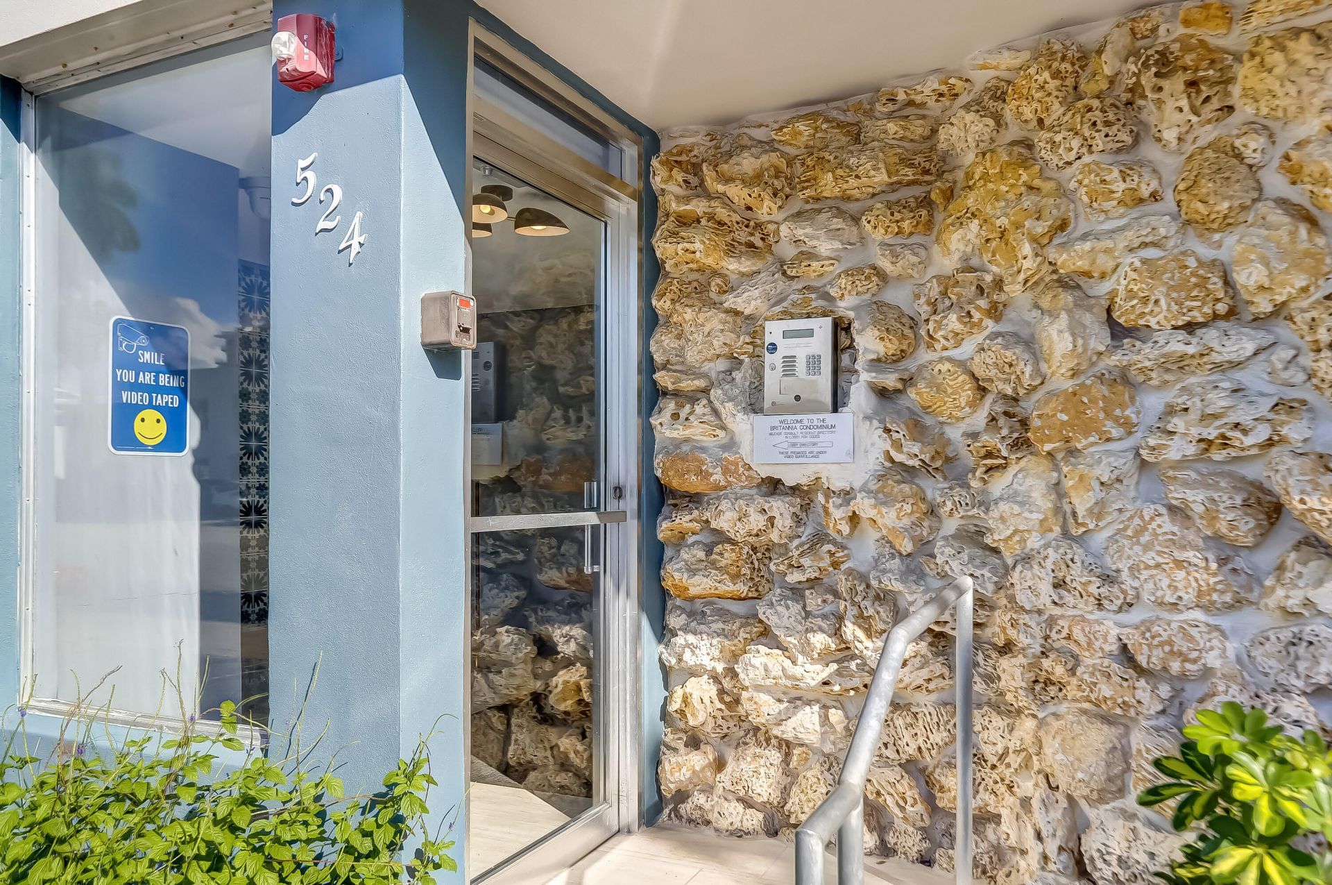524 Orton Avenue, Unit 403, Fort Lauderdale, FL 33304 Photo