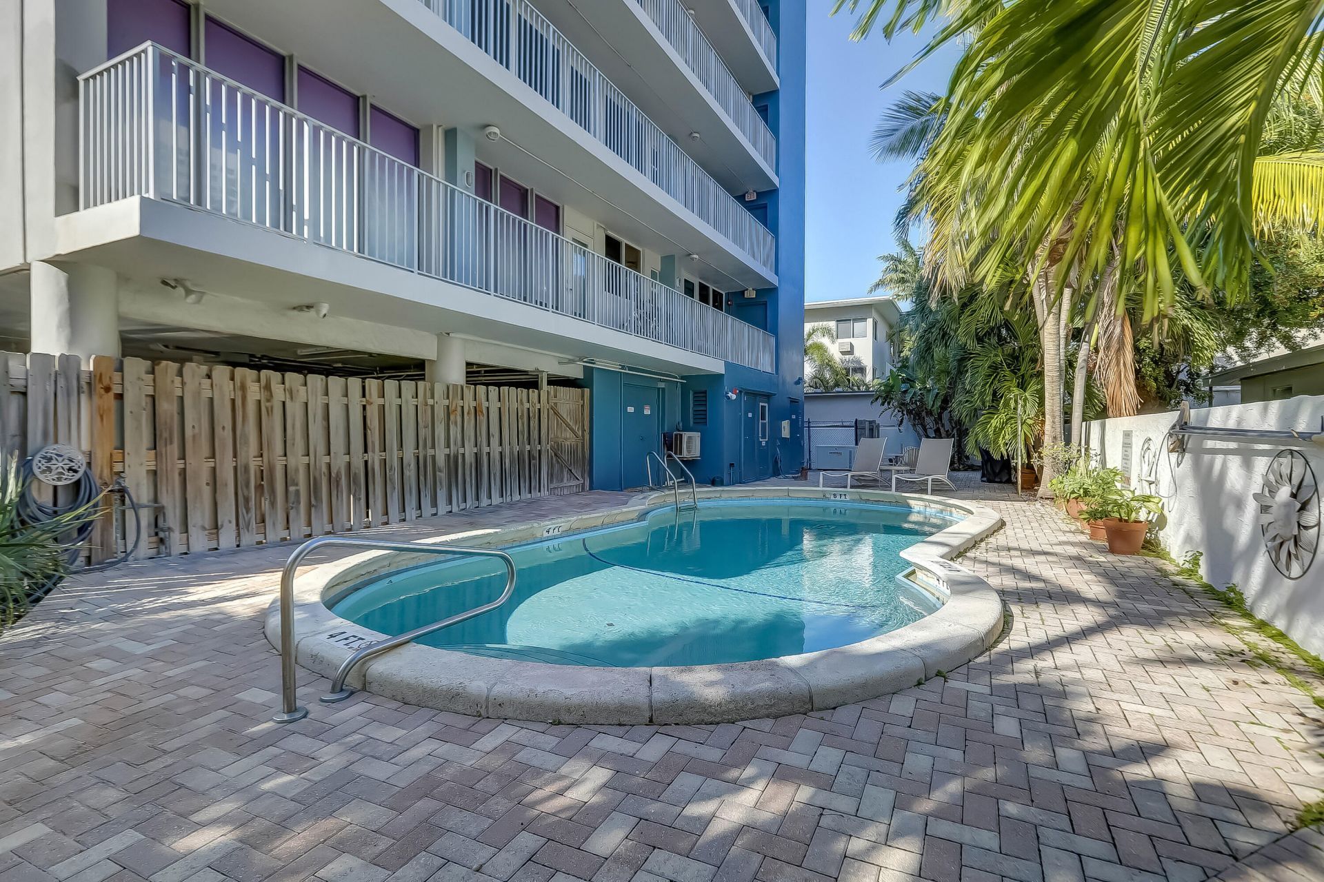 524 Orton Avenue, Unit 403, Fort Lauderdale, FL 33304 Photo