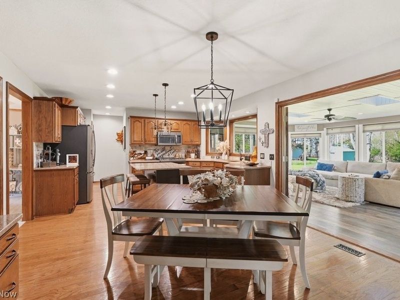 3606 Avanti Lane, Uniontown, OH 44685 Photo 13