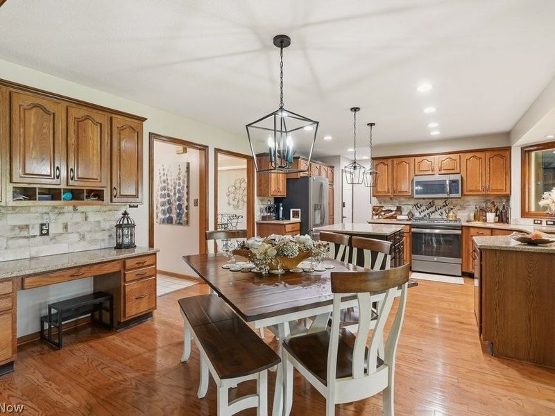 3606 Avanti Lane, Uniontown, OH 44685 Photo 14