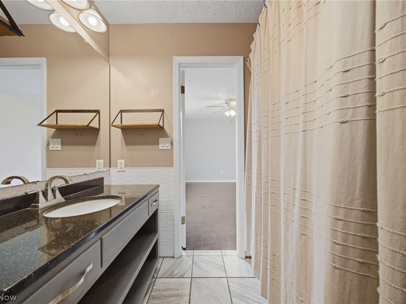 125 Springbrook Drive SE, New Philadelphia, OH 44663 Photo 12