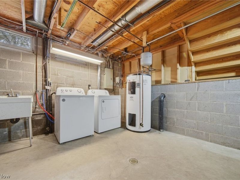 125 Springbrook Drive SE, New Philadelphia, OH 44663 Photo 27