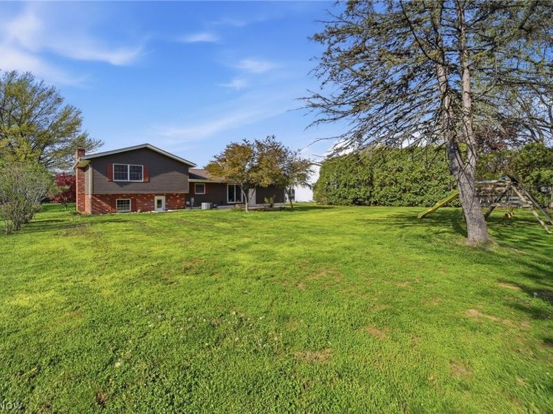 125 Springbrook Drive SE, New Philadelphia, OH 44663 Photo 28