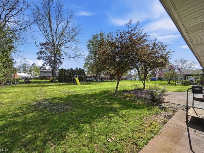 125 Springbrook Drive SE, New Philadelphia, OH 44663 Photo 31