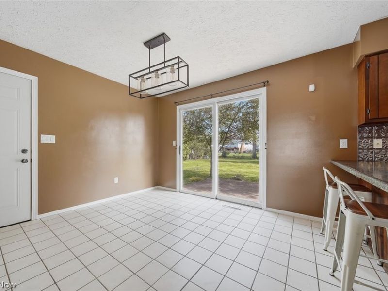 125 Springbrook Drive SE, New Philadelphia, OH 44663 Photo 6