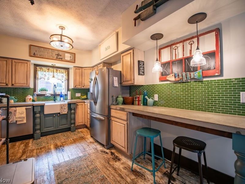 716 N Dawson Street , Uhrichsville, OH 44683 Photo 22