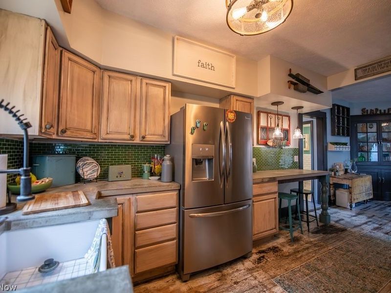 716 N Dawson Street , Uhrichsville, OH 44683 Photo 24