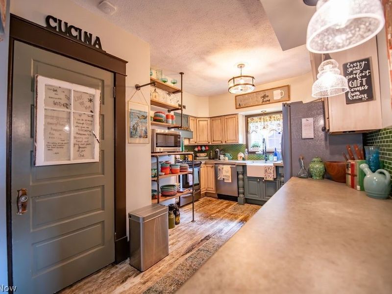 716 N Dawson Street , Uhrichsville, OH 44683 Photo 25