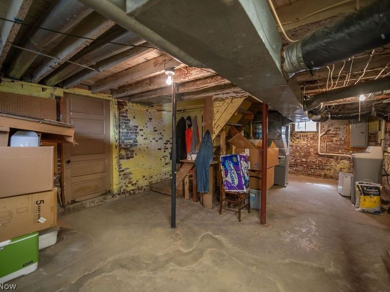 716 N Dawson Street , Uhrichsville, OH 44683 Photo 40