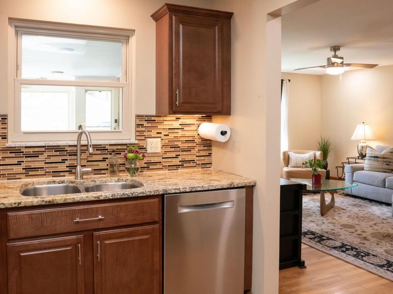 445 Fairlawn Drive, Columbus, OH 43214 Photo 11